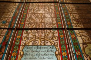 Vitráž olomoucké synagogy